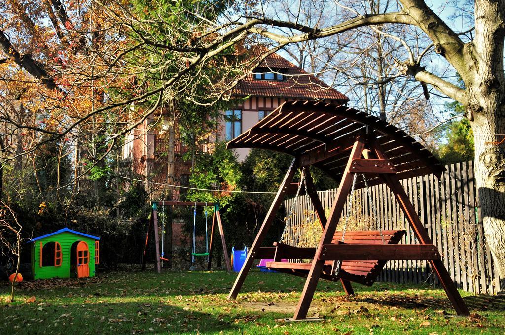 Apartamenty I Pokoje Przy Parku Jelenia Góra Chambre photo